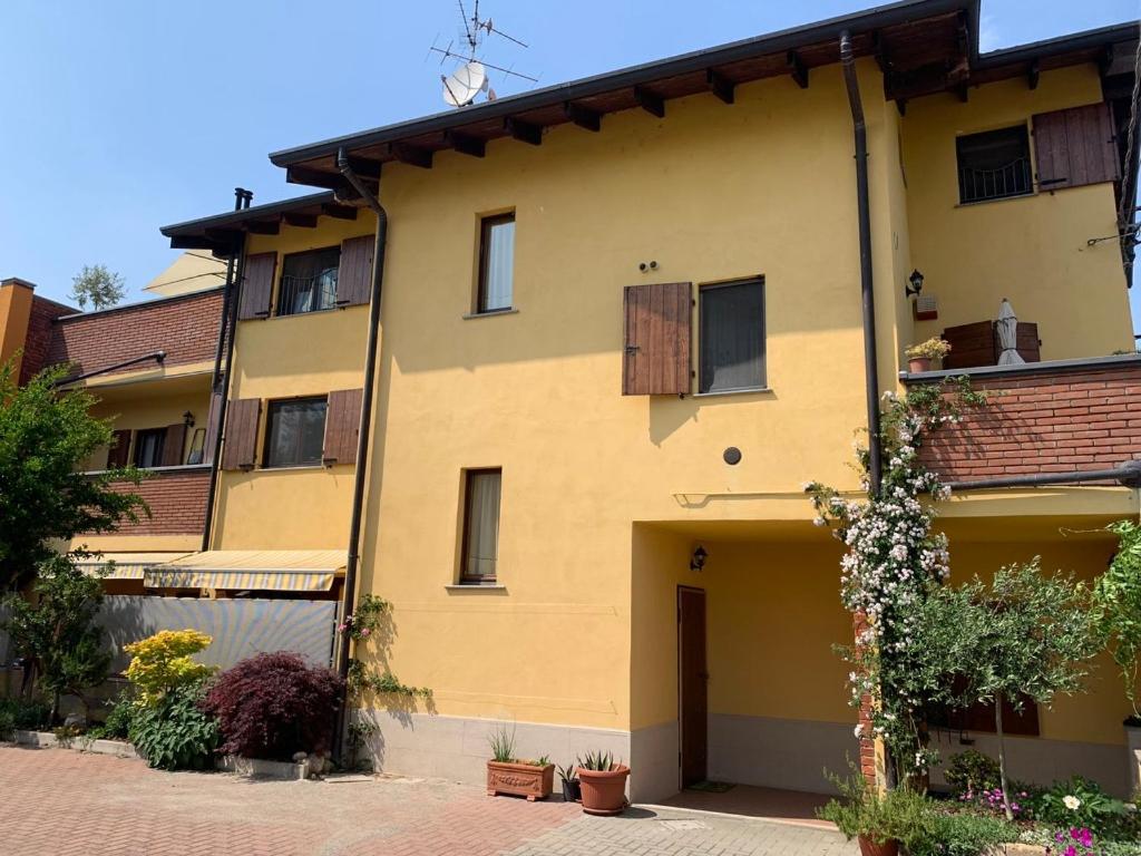 Colline Di Barengo Apartment Momo Exterior foto